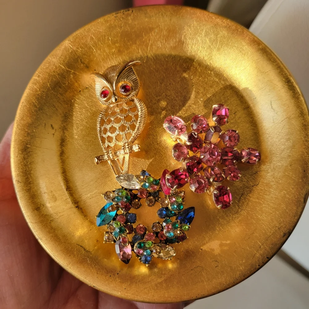 Vintage gold lacquer